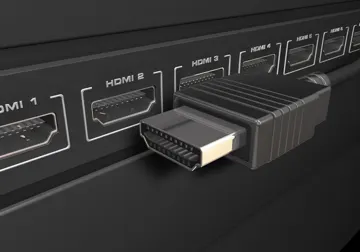 توصيل الجهاز بمنفذ HDMI في الشاشة