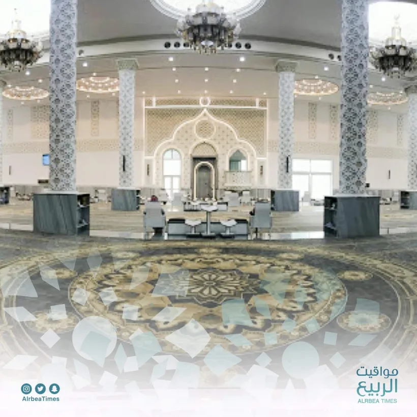 من أعمالنا: شاشة مواقيت الربيع داخل مسجد (8)