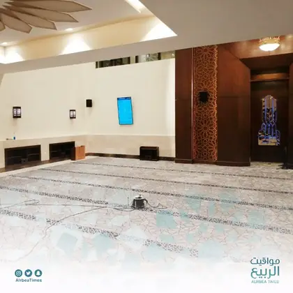 من أعمالنا: شاشة مواقيت الربيع داخل مسجد (24)